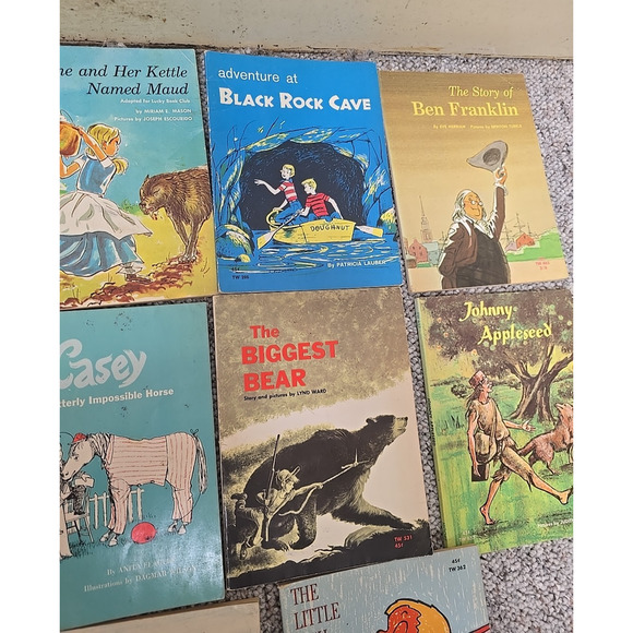 Lot of 8 Vintage Mixed Authors Scholastic Illustrated Paperback Children's Books - Picture 3 of 7